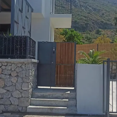 Sekihouse Vila
